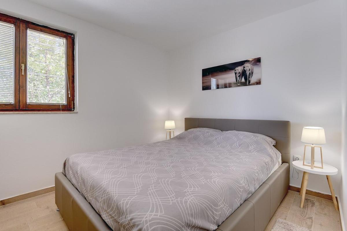 Villa Jela Medulin Bagian luar foto
